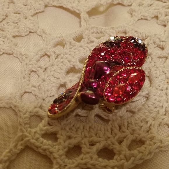Beautiful Red Stone Embellished Hat Pin/Pendant - Picture 3 of 8
